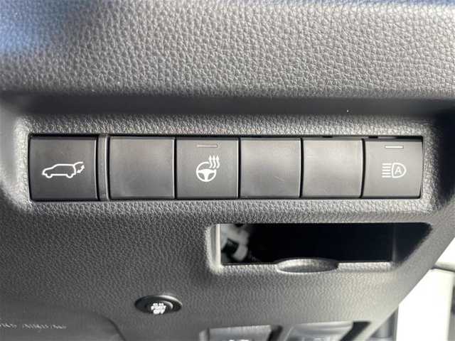トヨタ ＲＡＶ４ G 群馬県 2022(令4)年 2.6万km ホワイトパールクリスタルシャイン モデリスタエアロ/サンルーフ/ダイナミックトルクコントロール4WD/セーフティセンス/・プリクラッシュセーフティ/・レーダークルーズコントロール/・ロードサインアシスト/・ドライバー異常時対応システム/・横断歩行者検知機能/・緊急時操舵支援/・レーントレーシングアシストポート/・オートマチックハイビーム/・カーブ速度抑制機能/・低速時加速抑制機能/パーキングサポートブレーキ/ブラインドスポットモニター/パワーバックドア/LEDヘッドライト/合皮シート/パワーシート/シートヒーター/エアシート/シートメモリー/取扱説明書/保証書/スペアキー
