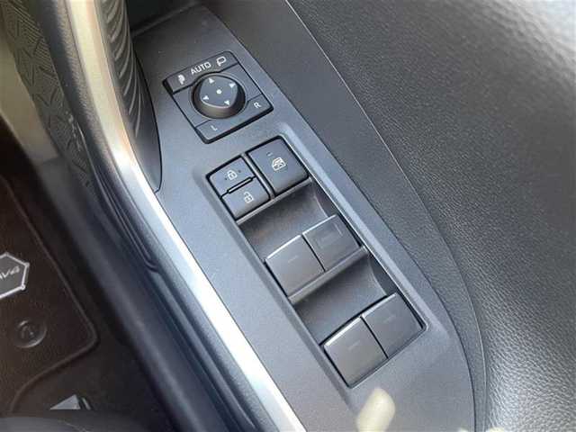 トヨタ ＲＡＶ４ G 群馬県 2022(令4)年 2.6万km ホワイトパールクリスタルシャイン モデリスタエアロ/サンルーフ/ダイナミックトルクコントロール4WD/セーフティセンス/・プリクラッシュセーフティ/・レーダークルーズコントロール/・ロードサインアシスト/・ドライバー異常時対応システム/・横断歩行者検知機能/・緊急時操舵支援/・レーントレーシングアシストポート/・オートマチックハイビーム/・カーブ速度抑制機能/・低速時加速抑制機能/パーキングサポートブレーキ/ブラインドスポットモニター/パワーバックドア/LEDヘッドライト/合皮シート/パワーシート/シートヒーター/エアシート/シートメモリー/取扱説明書/保証書/スペアキー