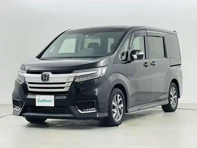 ホンダ ステップワゴン スパーダ ホンダセンシング 福島県 2019(令1)年 4.5万km プレミアムスパークルブラックパール ホンダセンシング/・CMBS/・ACC/・先行車発進告知/・路外逸脱抑制/・レーンキープアシスト/・標識認識機能/純正メモリナビゲーション/【AM/FM/DVD/CD/Bluetooth/フルセグTV】/型番：VXM-175VFI/バックカメラ/ビルトインＥＴＣ/両側パワースライドドア/ステアリングリモコン/プッシュスタート/・スマートキー/革巻きステアリング/オートライト/・ＬＥＤライト/電動格納ミラー/横滑り防止機能/ドアバイザー/純正フロアマット