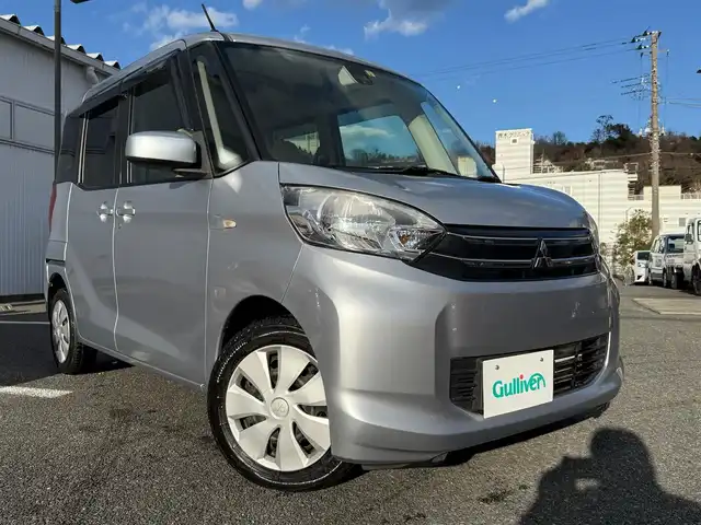 三菱 ｅＫスペース G e－アシスト 静岡県 2016(平28)年 3.4万km クールシルバーメタリック 走行33771キロ（登録時）/e-アシスト/アイドリングストップ/左パワースライドドア/純正CDオーディオ/AUX/バックカメラ/プッシュスタート/スマートキー/オートエアコン/純正フロアマット/純正ドアバイザー/WエアB＋ABS/取説あり/新車時保証書