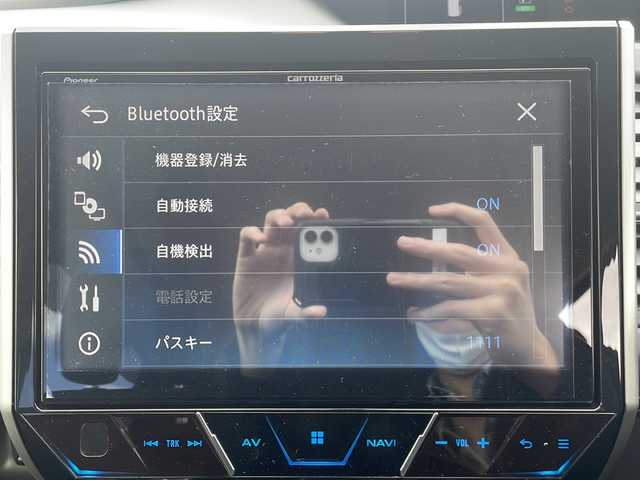 日産 セレナ ハイウェイスター Vセレクション 岩手県 2018(平30)年 9.3万km ダイヤモンドブラック 社外9インチSDナビ/AM/FM/Bluetooth/フルセグTV/バックカメラ/ドライブレコーダー/両側パワースライドドア/クルーズコントロール/衝突被害軽減ブレーキ/横滑り防止装置/アイドリングストップ/ETC/オートライト/LEDヘッドライト/フォグランプ/スマートキー/エンジンスターター/プッシュスタート/電動格納ミラー/純正15インチAW/純正フロアマット/ドアバイザー/保証書/取扱説明書