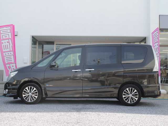 日産 セレナ ハイウェイS G Sハイブリッド 千葉県 2014(平26)年 6.1万km 茶 純正ナビ/AM/FM/Ｂｌｕｅｔｏｏｔｈ/ＣＤ/ＤＶＤ再生/後席フリップダウンモニター/両側パワースライドドア/ＥＴＣ/レーンキープアシスト/HIDヘッドライト/フォグランプ/オートライト/スマートキー/スペアキー（スマートキー）/ウインカーミラー /取扱説明書/保証書