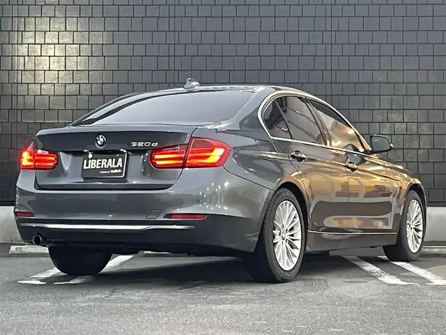 ＢＭＷ ３２０ｄ ラグジュアリー 静岡県 2015(平27)年 10.1万km ミネラルグレー インテリジェントセーフティ /衝突軽減ブレーキ車線逸脱警告/アクティブクルーズコントロール/ブラウンレザーシート シートヒーター /前席パワーシート/コンフォートアクセス/リヤガラスフィルム施工/レインセンサー /ミラー一体型ETC