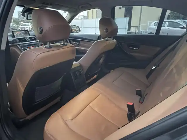 ＢＭＷ ３２０ｄ ラグジュアリー 静岡県 2015(平27)年 10.1万km ミネラルグレー インテリジェントセーフティ /衝突軽減ブレーキ車線逸脱警告/アクティブクルーズコントロール/ブラウンレザーシート シートヒーター /前席パワーシート/コンフォートアクセス/リヤガラスフィルム施工/レインセンサー /ミラー一体型ETC