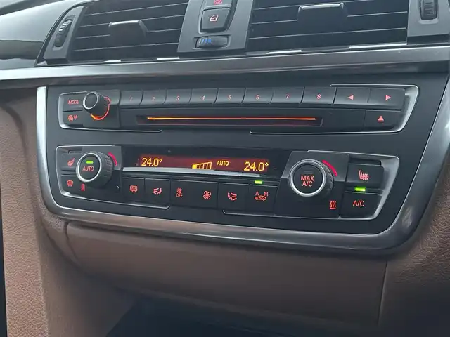 ＢＭＷ ３２０ｄ ラグジュアリー 静岡県 2015(平27)年 10.1万km ミネラルグレー インテリジェントセーフティ /衝突軽減ブレーキ車線逸脱警告/アクティブクルーズコントロール/ブラウンレザーシート シートヒーター /前席パワーシート/コンフォートアクセス/リヤガラスフィルム施工/レインセンサー /ミラー一体型ETC