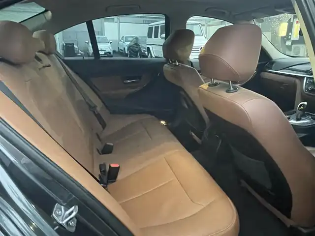 ＢＭＷ ３２０ｄ ラグジュアリー 静岡県 2015(平27)年 10.1万km ミネラルグレー インテリジェントセーフティ /衝突軽減ブレーキ車線逸脱警告/アクティブクルーズコントロール/ブラウンレザーシート シートヒーター /前席パワーシート/コンフォートアクセス/リヤガラスフィルム施工/レインセンサー /ミラー一体型ETC