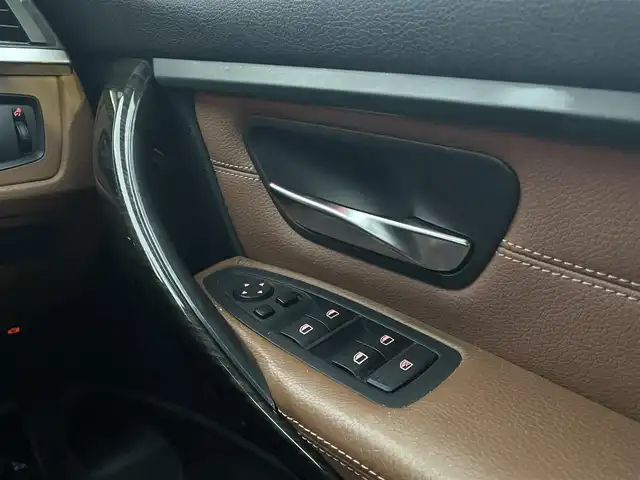 ＢＭＷ ３２０ｄ ラグジュアリー 静岡県 2015(平27)年 10.1万km ミネラルグレー インテリジェントセーフティ /衝突軽減ブレーキ車線逸脱警告/アクティブクルーズコントロール/ブラウンレザーシート シートヒーター /前席パワーシート/コンフォートアクセス/リヤガラスフィルム施工/レインセンサー /ミラー一体型ETC