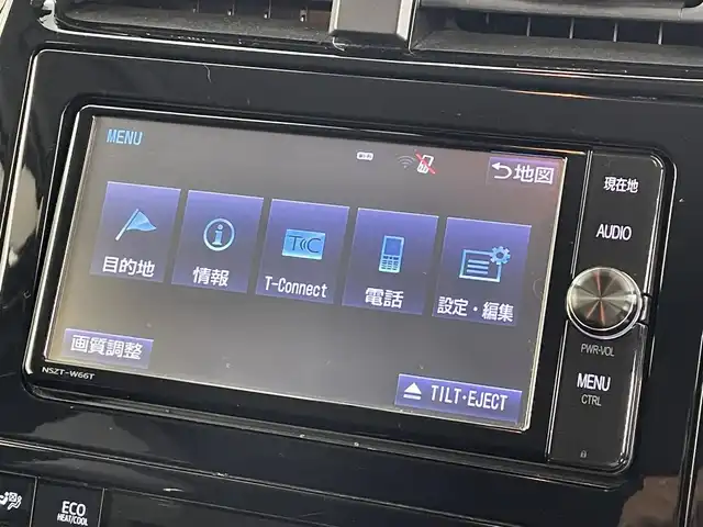 トヨタ プリウス Sセーフティプラス 福島県 2018(平30)年 4.7万km ホワイトパールクリスタルシャイン トヨタセーフティセンス/・プリクラッシュセーフティ/・レーンディパーチャーアラート/・コーナーセンサー/・オートマチックハイビーム/純正ナビ/・型番：NSZT-W66T/・フルセグTV/Bluetooth/CD/DVD/・バックカメラ/・ETC/・ドライブレコーダー/アイドリングストップ/クルーズコントロール/パーキングアシスト/革巻きステアリング/・ステアリングリモコン/プッシュスタート/・スマートキー/LEDヘッドライト/・オートライト/・フォグライト/純正フロアマット/ドアバイザー