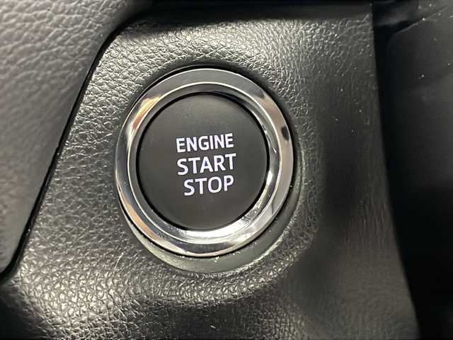 トヨタ ＲＡＶ４ G 岐阜県 2023(令5)年 1.2万km プラチナホワイトパールマイカ トヨタセーフティセンス/・プリクラッシュセーフティ/・リアクロストラフィックアラート（RCTA）/・レーンチェンジアシスト/・レーダークルーズコントロール/・オートマチックハイビーム（AHB）/・ロードサインアシスト（RSA）/パーキングアシスト/パーキングサポートブレーキ/ブラインドスポットモニター/アラウンドビューモニター/録画機能付きデジタルインナーミラー/純正ディスプレイオーディオ/Bluetooth/フルセグTV/USB/パワーバックドア/パワーシート（運転席）/レザーシート/シートヒーター/ステアリングヒーター/革ステアリング/ステアリングスイッチ/スマートキー/プッシュスタート/スペアキー/純正アルミホイール/純正フロアマット/純正ドアバイザー/ETC2.0