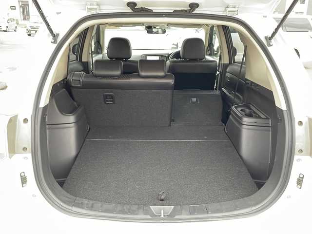 三菱 アウトランダー ＰＨＥＶ G セーフティパッケージ 道北・旭川 2013(平25)年 8.3万km シルキーホワイト ワンオーナー/e-Assist/　レーダークルーズコントロール・衝突軽減ブレーキ/　前後誤発進抑制機能・レーンチェンジアシスト/　LDW・制限速度表示機能/社外ＳＤナビ/　フルセグ・ＤＶＤ・ＣＤ・USB/サンルーフ/バックカメラ/ハーフレザーシート/前席シートヒーター/パドルシフト/ステアリングリモコン/キセノンヘッドライト/新車時保証書・取説/スペアキー