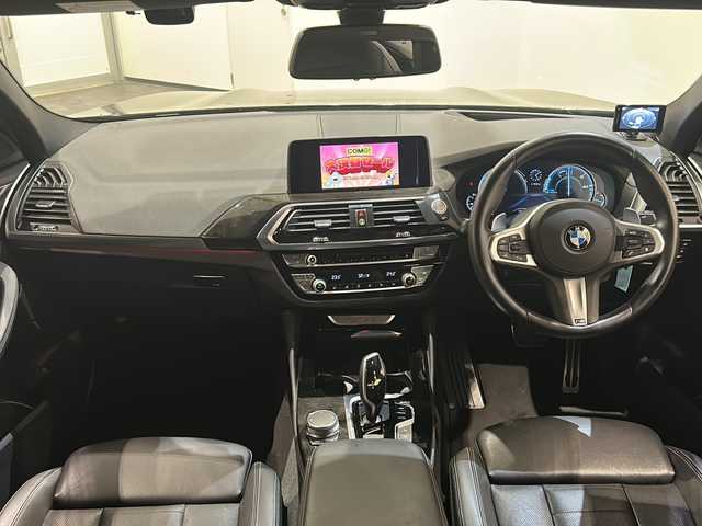 ＢＭＷ Ｘ４ xDrive 30i Mスポーツ 新潟県 2018(平30)年 4.6万km サファイアブラックP ドライビングアシストプラス/・ACC/アクティブクルーズコントロール/・レーンディパーチャーウォーニング/・レーンチェンジウォーニング/・衝突回避/被害軽減ブレーキ/パーキングアシストプラス/・パーク・ディスタンス・コントロール/・パーキング・アシスト/・360°カメラ/BMWライブコクピット/・HDDナビゲーション/CD/DVD/Bluetooth/USB/AUX/フルセグTV/レザーシート/フロントパワーシート（運転席メモリー付）/全席シートヒーター/フロントベンチレーション/フロント電動ランバーサポート/ヘッドアップディスプレイ/パドルシフト/ワイヤレスチャージング/ドライブレコーダー/GPSレーダー/オートマチックテールゲート/純正20インチAW/ドアバイザー