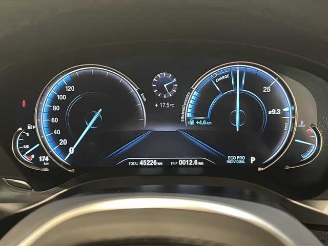 ＢＭＷ Ｘ４ xDrive 30i Mスポーツ 新潟県 2018(平30)年 4.6万km サファイアブラックP ドライビングアシストプラス/・ACC/アクティブクルーズコントロール/・レーンディパーチャーウォーニング/・レーンチェンジウォーニング/・衝突回避/被害軽減ブレーキ/パーキングアシストプラス/・パーク・ディスタンス・コントロール/・パーキング・アシスト/・360°カメラ/BMWライブコクピット/・HDDナビゲーション/CD/DVD/Bluetooth/USB/AUX/フルセグTV/レザーシート/フロントパワーシート（運転席メモリー付）/全席シートヒーター/フロントベンチレーション/フロント電動ランバーサポート/ヘッドアップディスプレイ/パドルシフト/ワイヤレスチャージング/ドライブレコーダー/GPSレーダー/オートマチックテールゲート/純正20インチAW/ドアバイザー