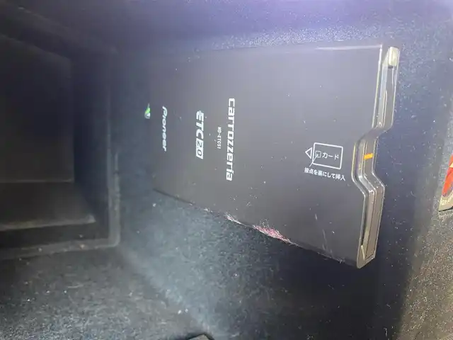 ＤＳオートモビル ＤＳ７ クロスバック グランシック ブルーHDi 福岡県 2020(令2)年 6万km パール ・サンルーフ/・アクティブクルーズコントロール/・純正メモリーナビ/USB/Bluetooth/iPod/AppleCarPlay/・全方位カメラ/・黒革シート/シートヒーター/・社外前後ドライブレコーダー/・フルセグ/・社外ETC/・純正20AW/・プッシュスタート/・パーキングアシスト/・アイドリングストップ/・スマートキー/・スペアキー/・パワーシート/・レーンキープアシスト/・オートライト/・LEDライト/・ワイヤレス充電/・保証書/・取扱説明書