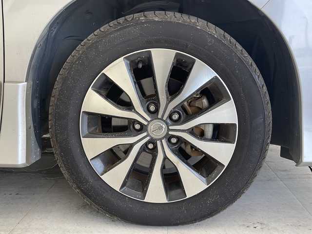 日産 セレナ ハイウェイスター G 愛知県 2016(平28)年 6.3万km ブリリアントシルバー プロパイロット/衝突軽減システム/純正9型ナビ　ＳＤカードなし/フリップダウンモニター/両側パワースライドドア/全方位カメラ/クルーズコントロール/フルセグ/CD DVD/Bluetooth/バックカメラ/イージーオープン機能/コーナーセンサー/純正アルミホイール/LEDヘッドライト/リアオートエアコン/オートライト/インテリジェントミラー/ETC/ステアリングスイッチ/スマートキー/プッシュスタート