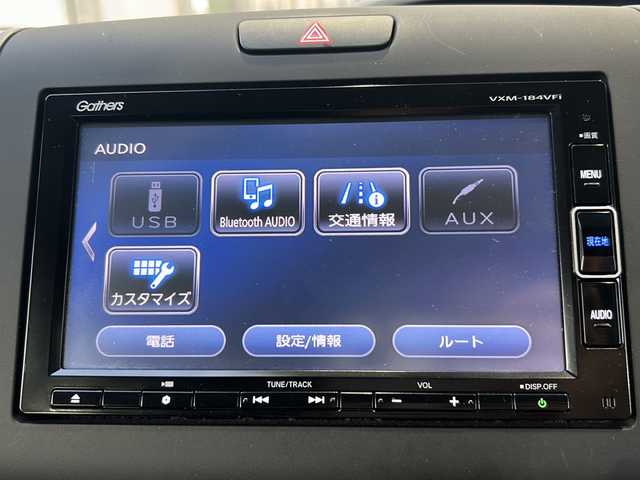 ホンダ フリード＋ G ホンダセンシング 静岡県 2018(平30)年 6.7万km ホワイトオーキッドパール 純正ナビ/・CD/・DVD/・Bluetooth/・SD/・FM/AM/・フルセグTV/ホンダセンシング/●衝突軽減ブレーキ〈CMBS〉/●誤発進抑制機能/●ACC〈アダプティブ・クルーズ・コントロール〉/●LKAS〈車線維持支援システム〉/●歩行者事故低減ステアリング/●路外逸脱抑制機能/●先行車発進お知らせ機能/●標識認識機能/主要装備/・バックカメラ/・両側パワースライドドア/・ドライブレコーダー/・ハーフレザーシート/(Sパッケージ専用インテリア)/・アイドリングストップ/・ＥＴＣ/・ＬＥＤヘッドライト/・アクティブコーナリングライト/・本革巻ステアリング/・純正15インチアルミ