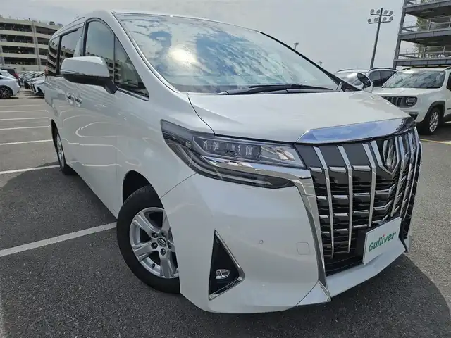 トヨタ アルファード X 香川県 2019(平31)年 4.6万km ホワイトパールクリスタルシャイン 〇社外９インチナビ/〇フルセグTV/〇Bluetooth/〇バックカメラ/〇ビルトインETC/〇ドライブレコーダー/〇パワースライドドア（両側）/○セーフティセンス/・プリクラッシュセーフティ/・ロードサインアシスト/・レーダークルーズコントロール/・レーントレーシングアシスト/・オートマチックハイビーム/○クリアランスソナー/バックソナー/〇LEDヘッドランプ/〇オートライト/〇フォグランプ/〇純正16インチアルミ/〇革巻きステアリングホイール/〇前後左右独立温度調整オートエアコン/〇スマートエントリー/〇禁煙車