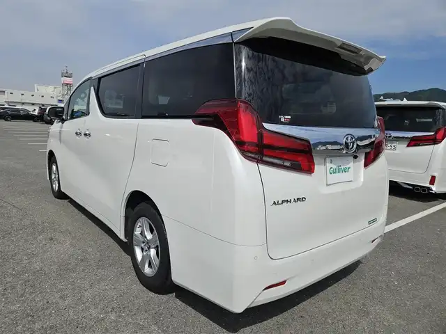 トヨタ アルファード X 香川県 2019(平31)年 4.6万km ホワイトパールクリスタルシャイン 〇社外９インチナビ/〇フルセグTV/〇Bluetooth/〇バックカメラ/〇ビルトインETC/〇ドライブレコーダー/〇パワースライドドア（両側）/○セーフティセンス/・プリクラッシュセーフティ/・ロードサインアシスト/・レーダークルーズコントロール/・レーントレーシングアシスト/・オートマチックハイビーム/○クリアランスソナー/バックソナー/〇LEDヘッドランプ/〇オートライト/〇フォグランプ/〇純正16インチアルミ/〇革巻きステアリングホイール/〇前後左右独立温度調整オートエアコン/〇スマートエントリー/〇禁煙車