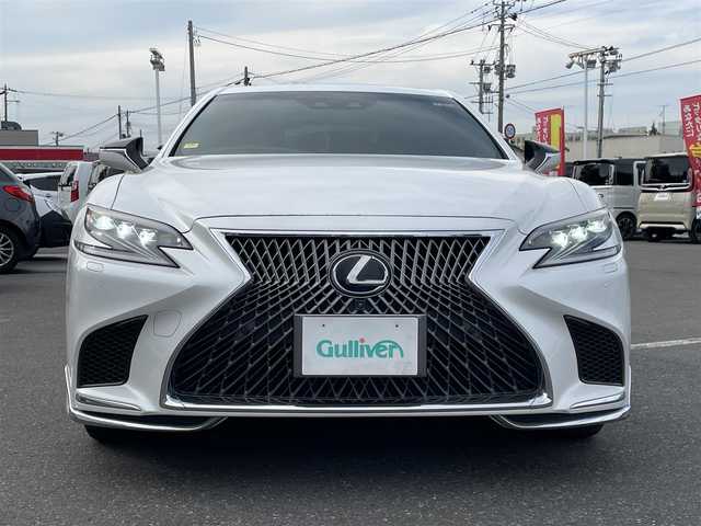 レクサス ＬＳ 青森県 2018(平30)年 7.4万km ソニッククォーツ 純正ナビ/フルセグTV/CD/DVD/BT/サンルーフ/バックカメラ/パノラミックビューモニター/レクサスセーフティセンス/全席パワーシート/デジタルインナーミラー/パワートランク/レザーエアシート/ヘッドアップディスプレイ/レーダークルーズコントロール/ETC２．０