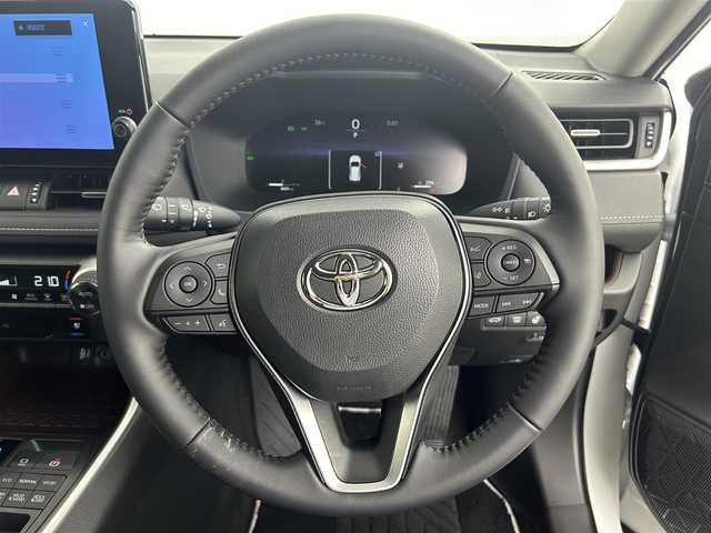 トヨタ ＲＡＶ４ G 道央・札幌 2025(令7)年 0.3万km プラチナホワイトパールマイカ ・４WD/・ワンオーナー/・純正メモリナビ/・BT/USB/フルセグ/・アラウンドビューモニター/・ナビ連動型ビルトインETC2.0/・純正前方ドライブレコーダー/・トヨタセーフティセンス/・レーダークルーズコントロール/・レーンキープアシスト/・ブラインドスポットモニター/・PKSB/・前後コーナーセンサー/・LEDヘッドライト/・オートライト/・オートマチックハイビーム/・フロントフォグランプ/・レザーシート/・前席シートヒーター・エアシート/・D席パワーシート/・シートメモリー/・パワーバックドア/・社外フロアマット/・プッシュスタート/・スマートキー（スペアキー）