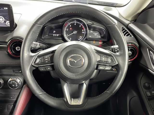 マツダ ＣＸ－３ XD プロアクティブ 広島県 2017(平29)年 6.5万km ディープクリスタルブルーマイカ 禁煙車/純正ナビ/バックカメラ/シートヒーター/ブラインドスポットモニター/ヘッドアップディスプレイ/パドルシフト/ステアリングヒーター/レーダークルーズコントロール/コーナーセンサー/オートマチックハイビーム/ＥＴＣ/エアバッグ(運転席/助手席/サイド/カーテン)/純正18インチアルミホイール(215/50/R18)
