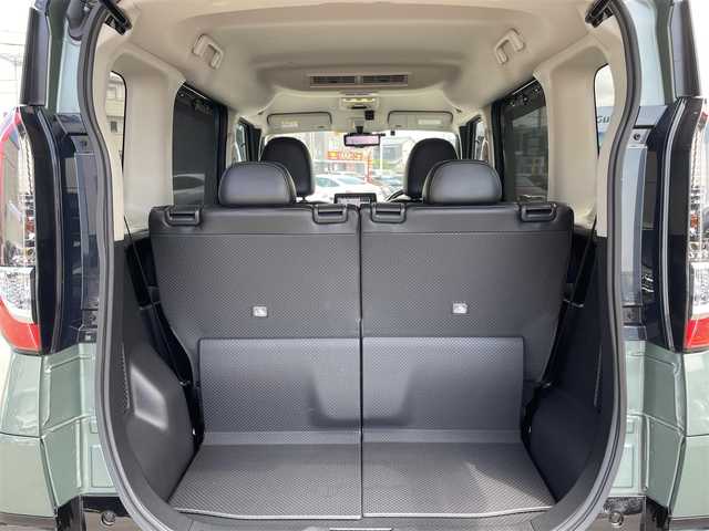 三菱 デリカミニ G プレミアム 石川県 2023(令5)年 1.6万km ＤグリーンＭ 純正9型ナビ/フルセグTV/アラウンドビューモニター/LEDヘッドライト/ETC/ドライブレコーダー/マイパイロット/スマートキー/プッシュスタート/シートヒーター/ハンドルヒーター/両側パワースライドドア/ABS/衝突軽減ブレーキ/純正アルミホイール/デジタルミラー/保証書