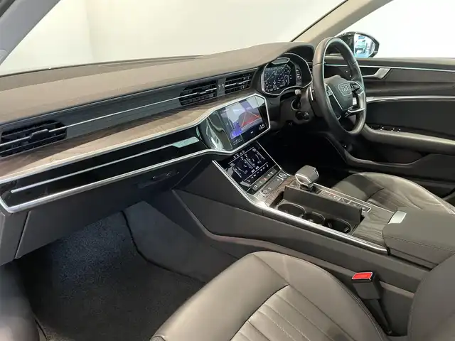 アウディ Ａ６ 55TFSIクワトロ デビューPKG 愛知県 2019(令1)年 5.4万km 黒 デビューパッケージ /マトリクスLED  /バーチャルコクピット　/MMIナビゲーション　/Bluetooth　/フルセグTV　/360度カメラ　/レザーシート　/シートヒーター　/ACC　/LKA　/LDW　/BSM/プッシュスタート/ウィンカーミラー/アイドリングストップ/ドライブレコーダー/ETC