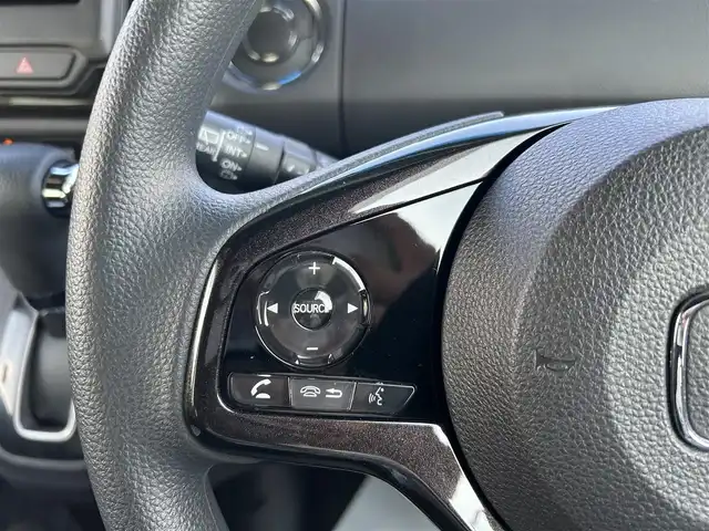 ホンダ Ｎ ＢＯＸ カスタム G L ホンダセンシング 岡山県 2020(令2)年 2.6万km プラチナホワイトパール 純正7インチナビ　VXM-204VFi/フルセグTV、CD、DVD、Bluetooth、AM、FM/バックカメラ/ビルトインETC/ロールサンシェード/LEDヘッドライト/オールシーズンタイヤ装着/前席シートヒーター/スマートキー/プッシュスタート/ホンダセンシング/レーダークルーズコントロール