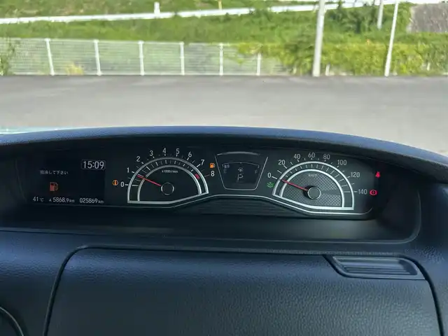 ホンダ Ｎ ＢＯＸ カスタム G L ホンダセンシング 岡山県 2020(令2)年 2.6万km プラチナホワイトパール 純正7インチナビ　VXM-204VFi/フルセグTV、CD、DVD、Bluetooth、AM、FM/バックカメラ/ビルトインETC/ロールサンシェード/LEDヘッドライト/オールシーズンタイヤ装着/前席シートヒーター/スマートキー/プッシュスタート/ホンダセンシング/レーダークルーズコントロール