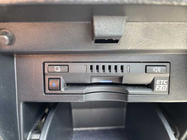 トヨタ アルファード S Cパッケージ 愛知県 2022(令4)年 4万km グラファイトM 衝突被害軽減システム/純正9インチディスプレイオーディオナビ（あり）/フリップダウンモニター/三眼LEDヘッドライト/両側パワースライドドア/レーダークルーズコントロール/シートヒーター/エアシート/フルセグTV/CD DVD/Bluetooth/バックカメラ/電動リアゲート/パワーシート/コーナーセンサー/純正アルミホイール/ETC2.0/ブラインドスポットモニター/ステアリングヒーター/インテリジェントミラー/リアオートエアコン/レーンキープアシスト/オートマチックハイビーム/ドライブレコーダー/ステアリングスイッチ/スマートキー/プッシュスタート