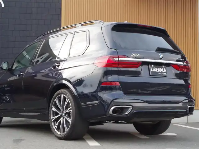 ＢＭＷ Ｘ７ xDrive35d Mスポーツ 埼玉県 2020(令2)年 4.2万km 黒 1オーナー/ホワイト/ブラックレザーシート/アダプティブクルーズコントロール/インテリジェントセーフティ/スカイラウンジ・パノラマガラスサンルーフ/ヘッドアップディスプレイ/harman/kardon/CarPlay/パークディスタンスコントロール/コンフォートアクセス/ブラインドスポットモニター/全周囲カメラ/純正ナビ/リアドラレコ/ETC/フルセグTV/置くだけ充電/シートポジションメモリー機能/シートヒーター/ベンチレーション/後席モニター