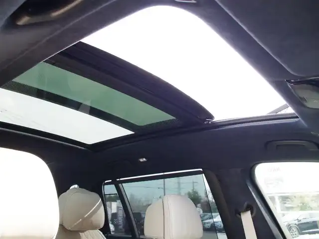 ＢＭＷ Ｘ７ xDrive35d Mスポーツ 埼玉県 2020(令2)年 4.2万km 黒 1オーナー/ホワイト/ブラックレザーシート/アダプティブクルーズコントロール/インテリジェントセーフティ/スカイラウンジ・パノラマガラスサンルーフ/ヘッドアップディスプレイ/harman/kardon/CarPlay/パークディスタンスコントロール/コンフォートアクセス/ブラインドスポットモニター/全周囲カメラ/純正ナビ/リアドラレコ/ETC/フルセグTV/置くだけ充電/シートポジションメモリー機能/シートヒーター/ベンチレーション/後席モニター