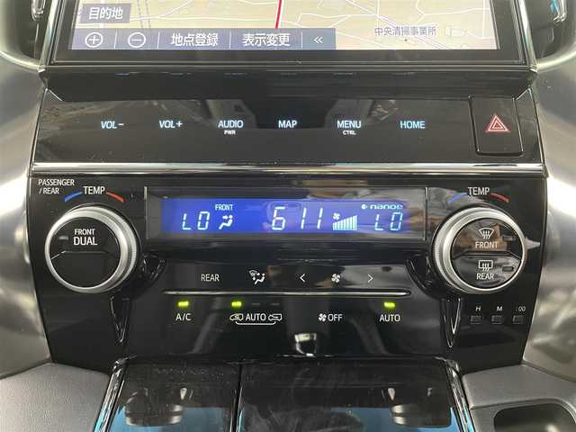 トヨタ アルファード S Cパッケージ 大分県 2018(平30)年 0.9万km ホワイトパールクリスタルシャイン 純正ナビ/フルセグ/DVD/Bluetooth/バックカメラ/純正フリップダウンモニター/純正デジタルインナミラー/両側パワスラ/ビルトインETC/三眼LEDライト/プリクラッシュ/前後コーナーセンサー/前席シートヒーター/前席ベンチレーション/前席パワーシート/純正フロアマット/スマートキーX2/保証書/取扱説明書