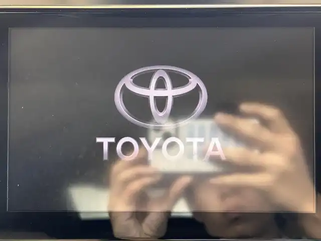トヨタ アルファードハイブリット X 佐賀県 2022(令4)年 3.9万km ホワイトパールクリスタルシャイン 純正ナビ　/フリップダウンモニター　/ツインサンルーフ　/両側パワースライドドア　/衝突被害軽減装置　/クルーズコントロール　/ブラインドスポットモニター/レーンキープアシスト　/オットマン　/オートマチックハイビーム　/フルセグテレビ　/ＥＴＣ2.0