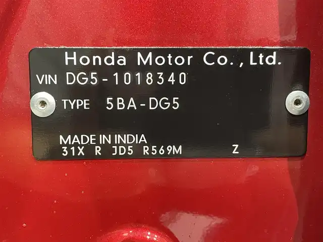 ホンダ ＷＲ－Ｖ Z+ 愛知県 2024(令6)年 1.1万km 赤 純正８インチナビ/衝突軽減ブレーキ/レーダークルーズコントロール/レーンキープアシスト/クリアランスソナー/先行車発進告知/バックカメラ/パドルシフト/ハーフレザー/ビルトインＥＴＣ/USB入力端子/アクセサリーソケット/LEDヘッドライト/ISOFIX/純正フロアマット/純正１７インチアルミホイール