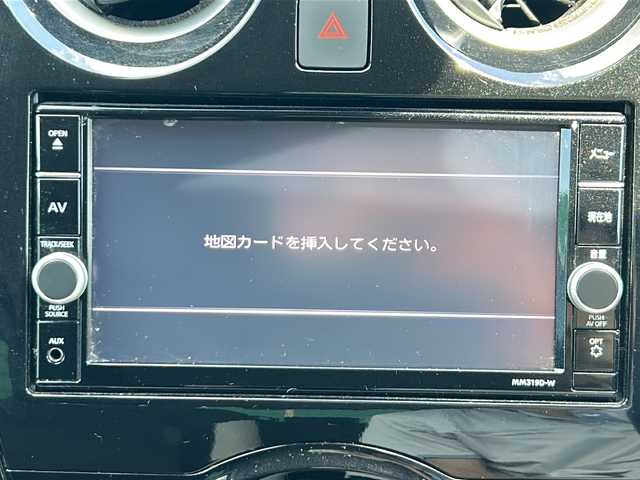 日産 ノート e－パワー X Vセレクション 茨城県 2020(令2)年 7.3万km ダークメタルグレー 7インチ純正SDナビ(Bluetooth/アラウンドビューモニター/フルセグTV)/横滑り防止装置/衝突被害軽減システム/レーンキープアシスト/LEDオートライト/15インチ純正アルミホイール/オートエアコン/USB入力端子/ドライブレコーダー/純正フロアマット/スマートキー/ETC