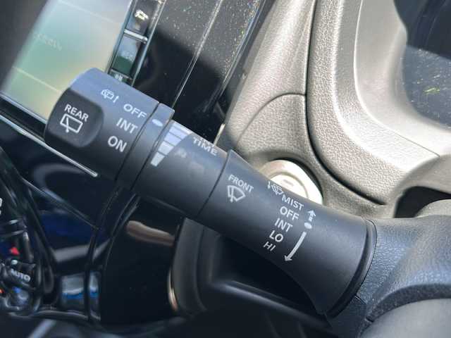 日産 ノート e－パワー X Vセレクション 茨城県 2020(令2)年 7.3万km ダークメタルグレー 7インチ純正SDナビ(Bluetooth/アラウンドビューモニター/フルセグTV)/横滑り防止装置/衝突被害軽減システム/レーンキープアシスト/LEDオートライト/15インチ純正アルミホイール/オートエアコン/USB入力端子/ドライブレコーダー/純正フロアマット/スマートキー/ETC