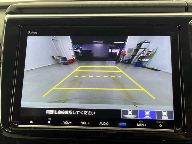 ホンダ ステップワゴン スパーダ ホンダセンシング 埼玉県 2019(令1)年 6.3万km パール 純正ナビ（CD・DVD・AM・FM・フルセグ・Bluetooth・USB）/バックカメラ/前方ドライブレコーダー/ビルトインETC/両側パワースライドドア/アダプティブクルーズコントロール/プリクラッシュセーフティ/レーンディパーチャーアラート/先行車発進お知らせ機能/横滑り防止装置/標識認識機能/レーンキープアシスト/盗難防止装置/オートライト/パドルシフト/ステアリングリモコン/アイドリングストップ/純正フロアマット/ウィンカーミラー/フロントフォグランプ/ロールサンシェード/プッシュスタート