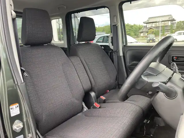 スズキ スペーシア HYBRID X 栃木県 2022(令4)年 2.1万km クールカーキPM スズキセーフティサポート/・デュアルカメラブレーキサポート/・誤発進抑制機能/・後方誤発進抑制機能/・車線逸脱警報機能/・先行車発進お知らせ機能/社外オーディオ/AM/FM/Bluetooth/USB/両側パワースライドドア/シートヒーター/コーナーセンサー/アイドリングストップ/ロールサンシェード/天井サーキュレーター/シートバックテーブル/スマートキー×2