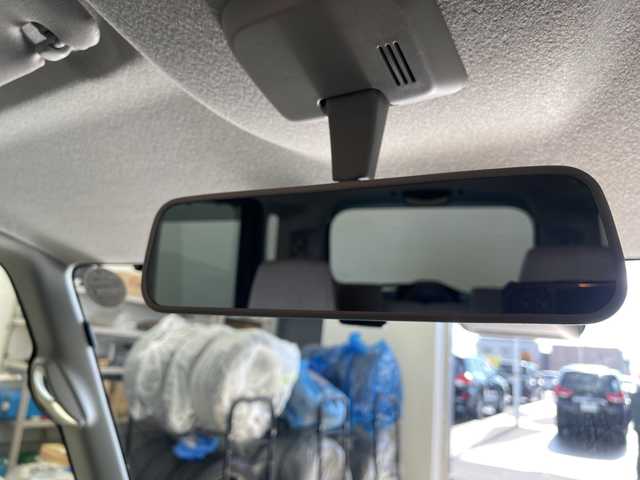 スズキ スペーシア HYBRID X 道央・札幌 2018(平30)年 6万km オフブルーメタリック/ホワイト2トーン ・4WD/・デュアルカメラブレーキサポート/・衝突被害軽減ブレーキ/・社外ナビ（CN-05WD）/・BT/CD/DVD/SD/フルセグTV/・両側パワースライドドア/・前席シートヒーター/・社外エンジンスターター/・車線逸脱防止機能/・ルーフレール/・社外ドライブレコーダー前方/・プッシュスタート/・スマートキー×2/・ETC