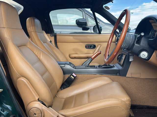 ユーノス ロードスター Vスペシャル 岐阜県 1990(平2)年 6.4万km Ｄグリーン ワンオーナー/社外ナビ/FM/AM/Bluetooth/AUX/DiscAudio/USBAudio/iPodAudio/レザーシート/ウッドステアリング/ETC/純正マット/スペアタイヤ純正４本