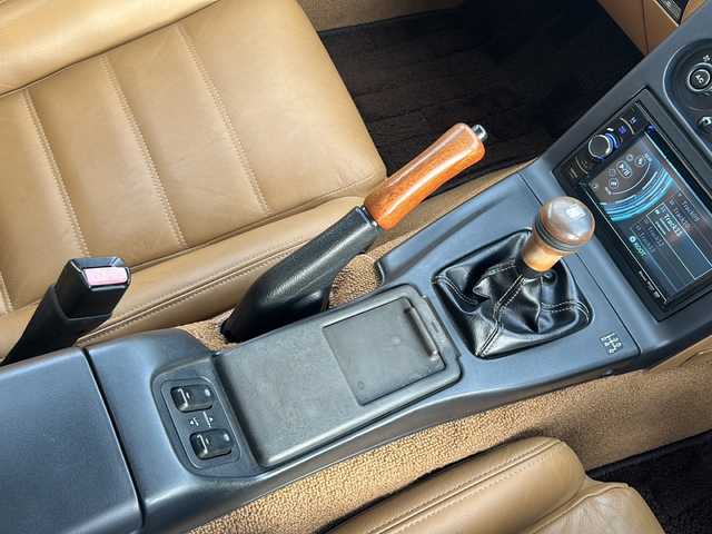 ユーノス ロードスター Vスペシャル 岐阜県 1990(平2)年 6.4万km Ｄグリーン ワンオーナー/社外ナビ/FM/AM/Bluetooth/AUX/DiscAudio/USBAudio/iPodAudio/レザーシート/ウッドステアリング/ETC/純正マット/スペアタイヤ純正４本