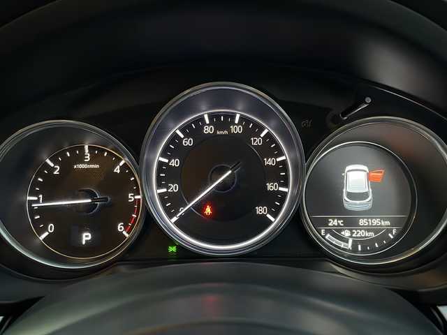 マツダ ＣＸ－５ XD プロアクティブ 岩手県 2017(平29)年 8.6万km ジェットブラックマイカ マツダコネクトナビ　バックカメラ　Ｂｌｕｅｔｏｏｔｈ　ＣＤ／ＤＶＤ再生　フルセグ　ＵＳＢ端子　レーダークルーズコントロール　ＬＥＤオートライト　ビルトインＥＴＣ　スマートキー　純正１７インチＡＷ