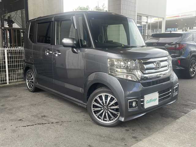 ホンダ Ｎ ＢＯＸ カスタム G ターボSSパッケージ 京都府 2017(平29)年 5.7万km シャイニンググレーM 社外SDナビ/（フルセグTV・CD・DVD・BT）/クルーズコントロール/横滑り防止システム/パドルシフト/黒レザーシート/前席シートヒーター/純正15インチAW/ETC/スペアキー有