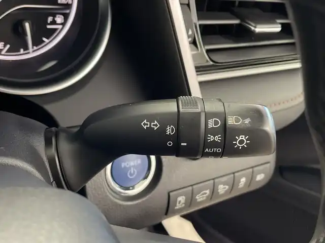 トヨタ カムリ G 鹿児島県 2019(令1)年 5.1万km アティチュードブラックマイカ 社外SDナビ/（AM/FM/CD/DVD/Bluetooth/フルセグ）/バックカメラ/レーダークルーズコントロール/プリクラッシュセーフティ/レーンキープアシスト/パワーシート/オートライト/オートハイビーム/ステアリングリモコン/ETC/ドライブレコーダー/電動パーキング/オートホールド/純正AW17インチ