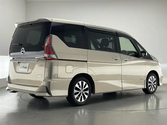 日産 セレナ ハイウェイスター プロパイロットED 愛知県 2016(平28)年 10.7万km カシミヤグレージュ 純正ナビ　後席モニター　プロパイロット　禁煙車　電動パーキング　オートホールド　バックカメラ　快適パック　ハンズフリー両側パワスラ　ＬＥＤオートライト　前後ドラレコ　ＥＴＣ　フォグランプ　ＵＳＢポート