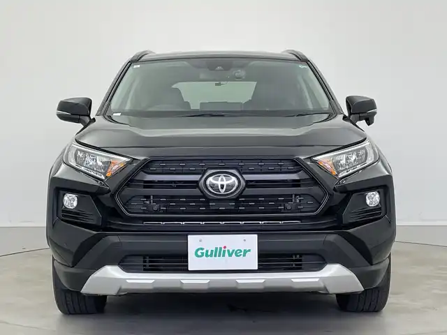 トヨタ ＲＡＶ４ アドベンチャー 新潟県 2021(令3)年 4.8万km アティチュードブラックマイカ 純正ディスプレイオーディオ/(Bluetooth/AM/FM/AppleCarPlay/AndroidAuto/USB)/トヨタセーフティーセンス/・プリクラッシュセーフティ/・リアクロストラフィックアラート/・レーンキープアシスト/・レーダークルーズコントロール/・ブラインドスポットモニター/・先行車発進告知/・Autoハイビーム/LEDオートライト/バックカメラ/レザーシート/D席メモリ付きパワーシート/電動パーキング/ブレーキホールド/電動格納ミラー/ビルトインETC/ダウンヒルアシスト/置くだけ充電/前後ドライブレコーダー/ルーフレール