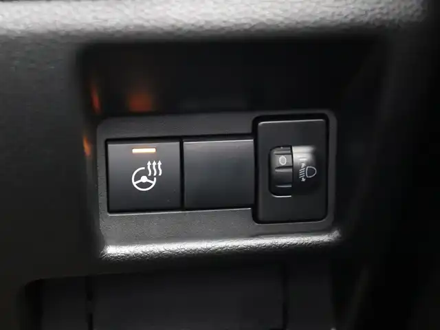 スズキ スペーシア カスタム HYBRID XS ターボ 神奈川県 2025(令7)年 0.1千km パールⅡ ワンオーナー/セーフティサポート（予防安全技術）/純正メモリナビ/：BluetoothAudhio/：フルセグテレビ/全方位モニターバックカメラ/シートヒーター/ステアリングヒーター/ステアリングスイッチ/両側パワースライド/アイドリングストップ/クルーズコントロール/コーナーセンサー（前後）/プッシュスタート/保証書