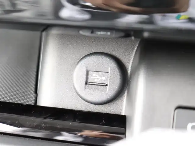 スズキ スペーシア カスタム HYBRID XS ターボ 神奈川県 2025(令7)年 0.1千km パールⅡ ワンオーナー/セーフティサポート（予防安全技術）/純正メモリナビ/：BluetoothAudhio/：フルセグテレビ/全方位モニターバックカメラ/シートヒーター/ステアリングヒーター/ステアリングスイッチ/両側パワースライド/アイドリングストップ/クルーズコントロール/コーナーセンサー（前後）/プッシュスタート/保証書