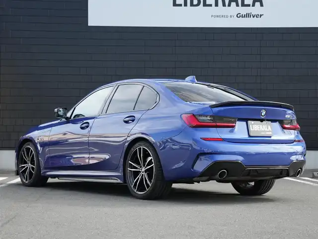 ＢＭＷ ３２０ｉ Mスポーツ 静岡県 2019(令1)年 4.7万km 青Ｍ インテリジェントセーフティ/衝突軽減ブレーキ ACC/車線逸脱警告 BSM/Hilineパッケージ/ブラックレザーシートシートヒーター/前席パワーシート運転席メモリー機能/コンフォートパッケージ　コンフォートアクセス/パワートランクリッド/IdriveナビBluetooth/バックカメラ/社外インターフェース　フルセグTV/デジタルインナーミラー前後ドラレコ/OP19インチアルミホイール/リヤガラスフィルム施工/GPSレーダー/ワイヤレス充電