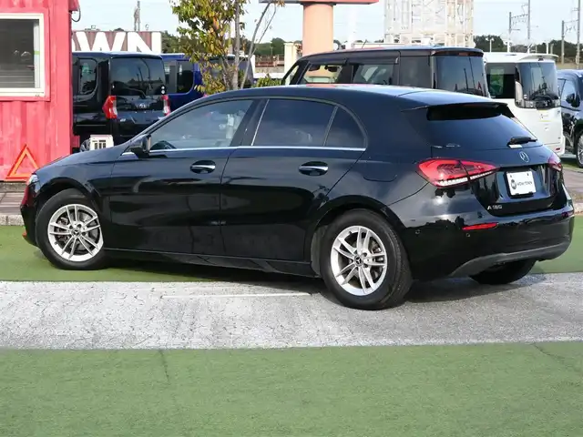 メルセデス・ベンツ Ａ１８０ スタイル 千葉県 2018(平30)年 5.3万km コスモスブラック アクティブブレーキアシスト/アクティブレーンキーピングアシスト/レーンチェンジアシスト/アテンションアシスト/ブラインドスポットアシスト/ディストロニック/ハーフレザーシート/前席パワーシート/シートヒーター/純正HDDナビ/地デジTV/【Bluetooth接続】/革巻きステアリング/ステアリングスイッチ/パドルシフト/ETC（2.0）/LEDヘッドライト/フォグライト/ウインカーミラー/パークトロニック/純正16インチアルミホイル/サイド/カーテンエアバッグ/キーレスゴー